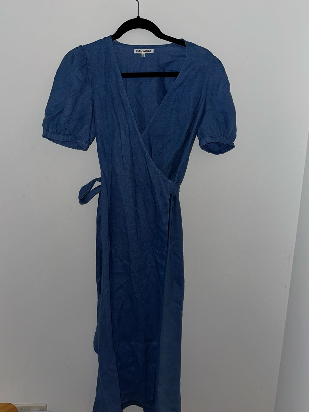 Reformation Weiss Linen Dress - Picture 3 of 4